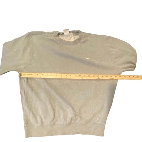 Nike Gray Embroidered Swoosh Crewneck Sweatshirt Pullover Unisex Size M - Picture 6 of 7